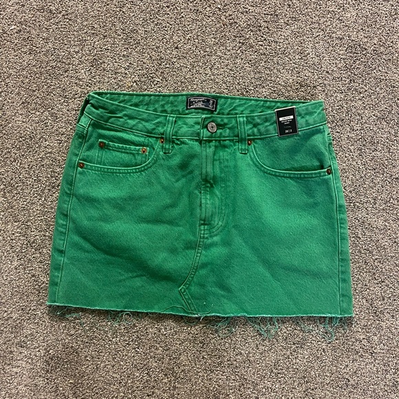 NWT Abercrombie skirt - Picture 1 of 2